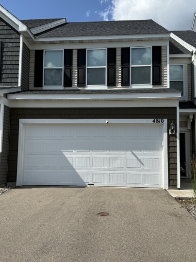 4810 Airlake Dr