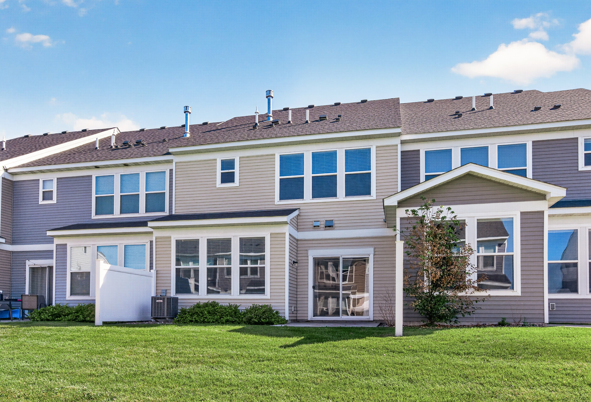 4810 Airlake Dr